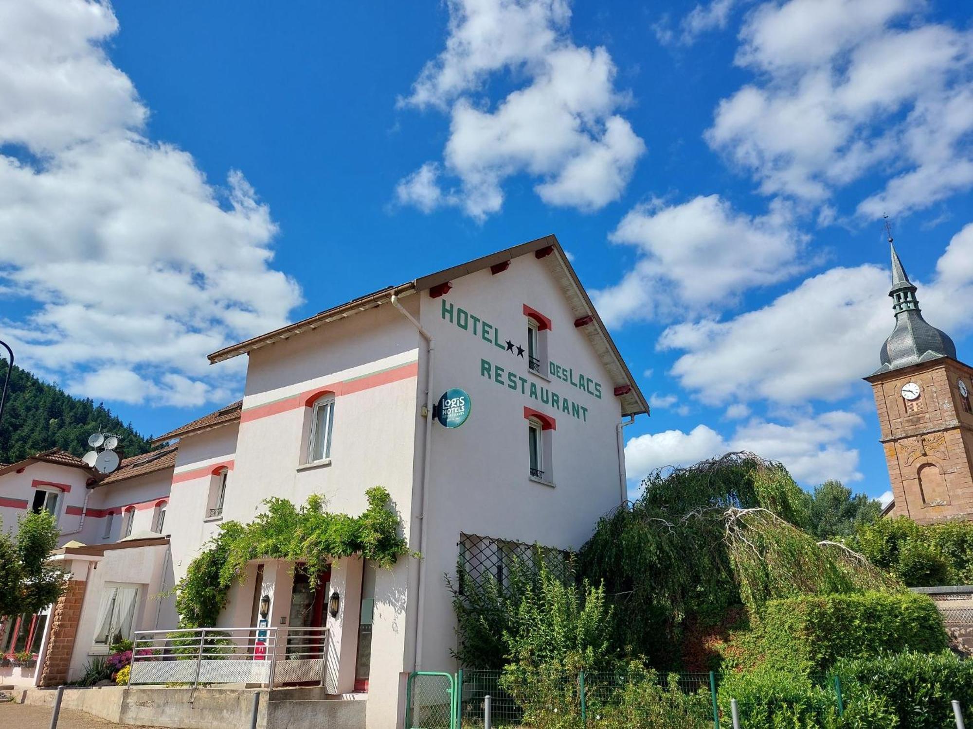 Logis Hotel & Restaurant Des Lacs Celles-sur-Plaine Exteriör bild